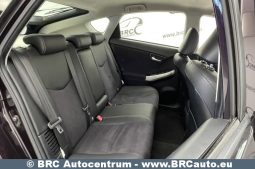 Toyota Prius 1.8 Hybrid Automatas 2013 full