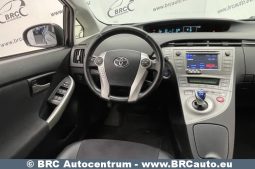 Toyota Prius 1.8 Hybrid Automatas 2013 full