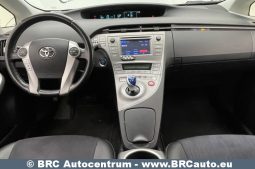 Toyota Prius 1.8 Hybrid Automatas 2013 full