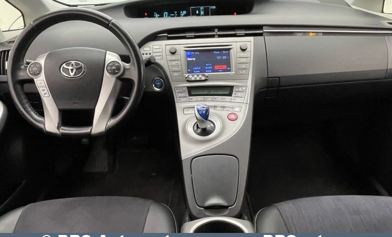 Toyota Prius 1.8 Hybrid Automatas 2013 full