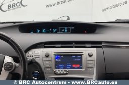 Toyota Prius 1.8 Hybrid Automatas 2013 full