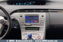 Toyota Prius 1.8 Hybrid Automatas 2013 full