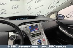 Toyota Prius 1.8 Hybrid Automatas 2013 full