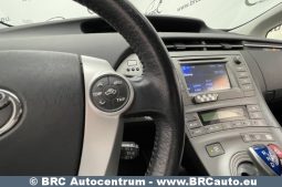Toyota Prius 1.8 Hybrid Automatas 2013 full