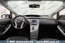 Toyota Prius 1.8 Hybrid Automatas 2013 full