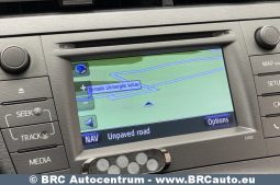 Toyota Prius 1.8 Hybrid Automatas 2013 full