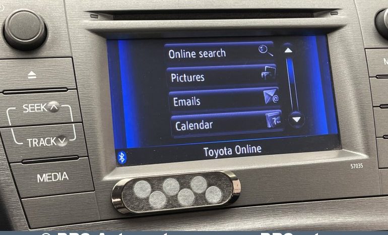 Toyota Prius 1.8 Hybrid Automatas 2013 full