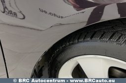 Toyota Prius 1.8 Hybrid Automatas 2013 full