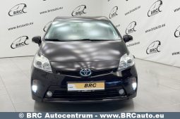 Toyota Prius 1.8 Hybrid Automatas 2013 full
