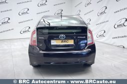 Toyota Prius 1.8 Hybrid Automatas 2013 full