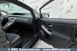 Toyota Prius 1.8 Hybrid Automatas 2013 full