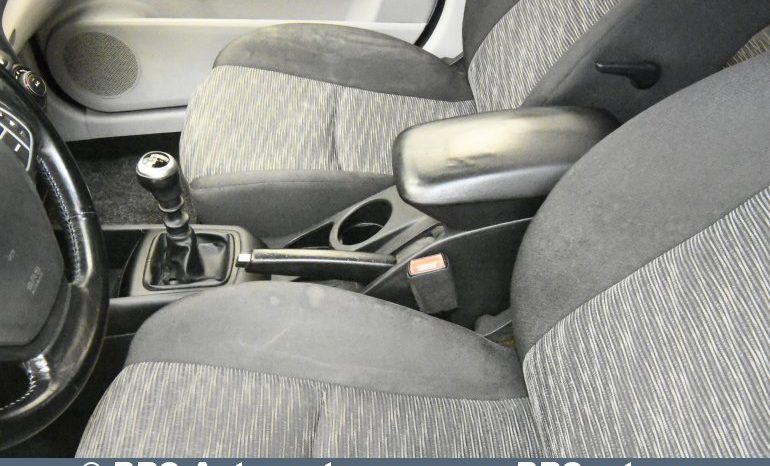 Kia Ceed 1.6 CRDi 2007 full