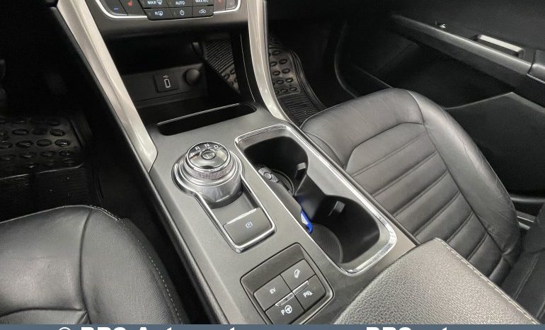 Ford Fusion Plug-In Hybrid Automatas 2017 full