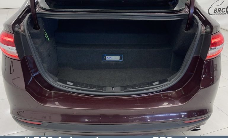 Ford Fusion Plug-In Hybrid Automatas 2017 full