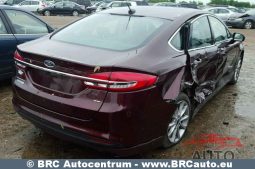 Ford Fusion Plug-In Hybrid Automatas 2017 full