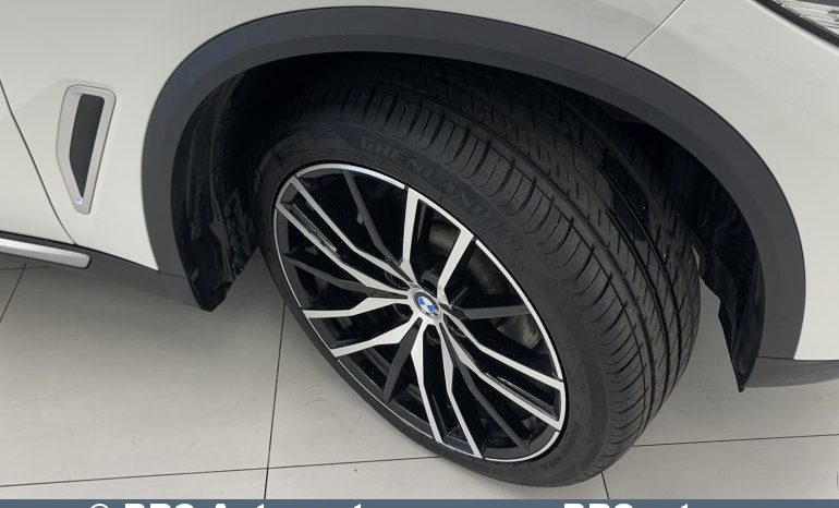 BMW X5 xDrive40i Automatas 2019 full