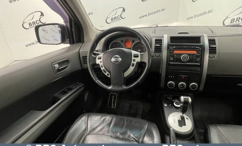 Nissan X-Trail 2.0 dCi 4×4 Automatas 2008 full