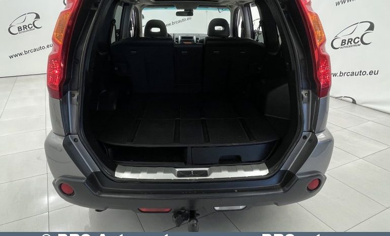 Nissan X-Trail 2.0 dCi 4×4 Automatas 2008 full