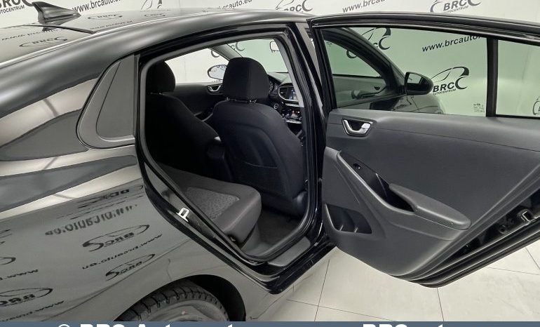 Hyundai Ioniq 1.6 Plug-in Automatas 2018 full