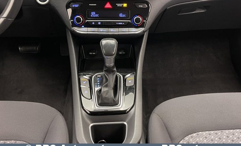Hyundai Ioniq 1.6 Plug-in Automatas 2018 full
