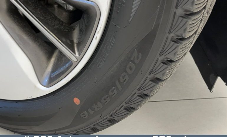 Hyundai Ioniq 1.6 Plug-in Automatas 2018 full
