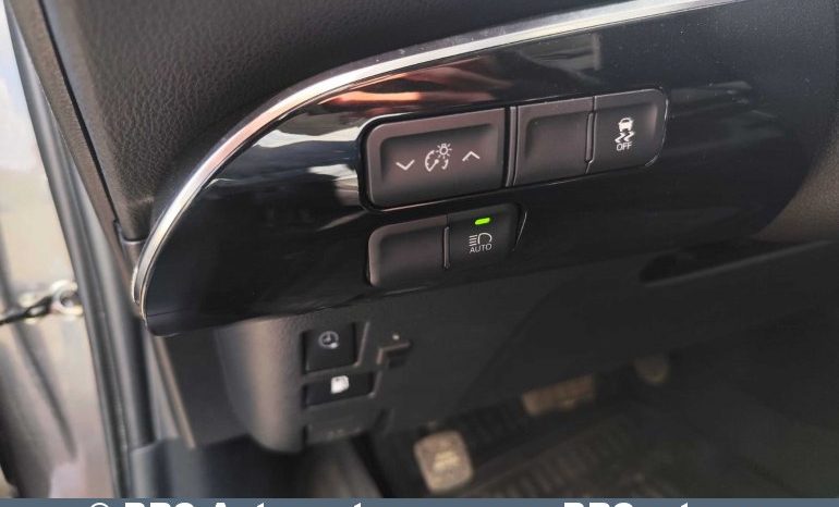 Toyota Prius Prime 1.8 Hybrid Plug-in Automatas 2018 full
