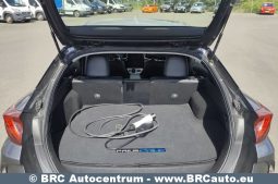 Toyota Prius Prime 1.8 Hybrid Plug-in Automatas 2018 full