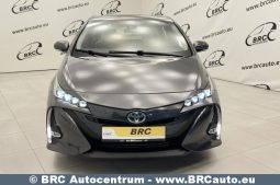 Toyota Prius Prime 1.8 Hybrid Plug-in Automatas 2018 full
