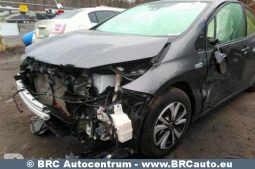 Toyota Prius Prime 1.8 Hybrid Plug-in Automatas 2018 full