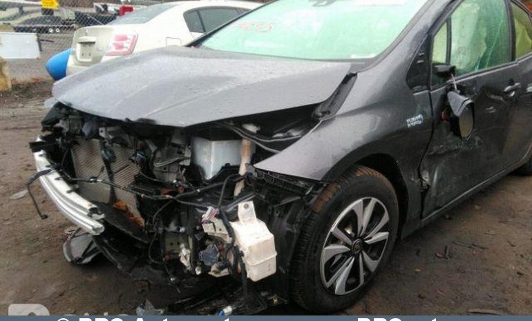 Toyota Prius Prime 1.8 Hybrid Plug-in Automatas 2018 full