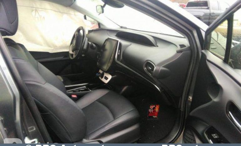 Toyota Prius Prime 1.8 Hybrid Plug-in Automatas 2018 full