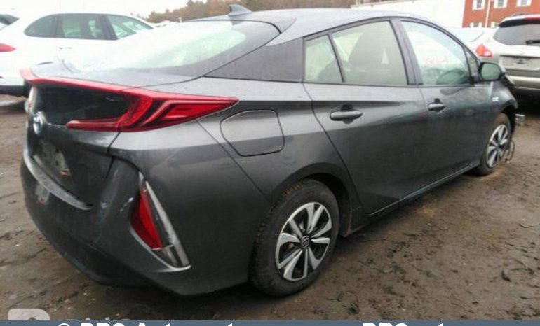 Toyota Prius Prime 1.8 Hybrid Plug-in Automatas 2018 full
