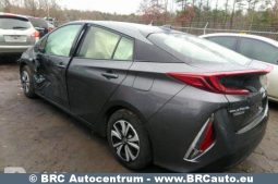 Toyota Prius Prime 1.8 Hybrid Plug-in Automatas 2018 full
