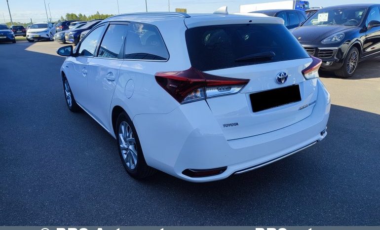 Toyota Auris 1.8 Hybid Automatas 2015 full