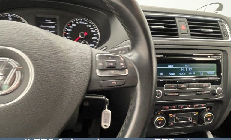 Volkswagen Jetta 1.6TDI Comfortline 2012 full