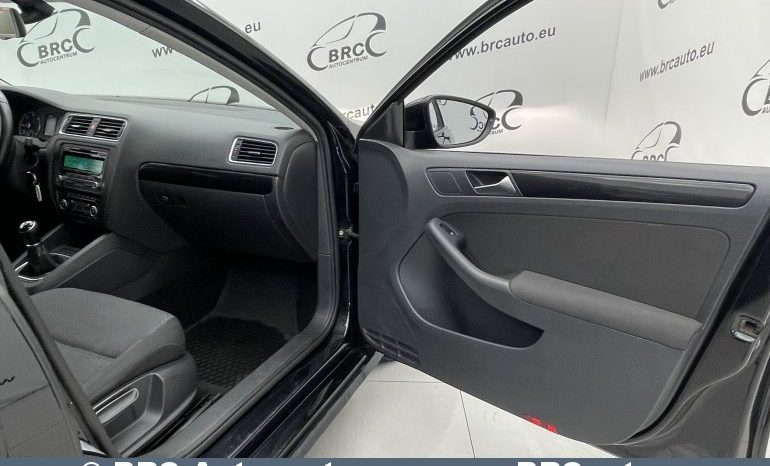 Volkswagen Jetta 1.6TDI Comfortline 2012 full
