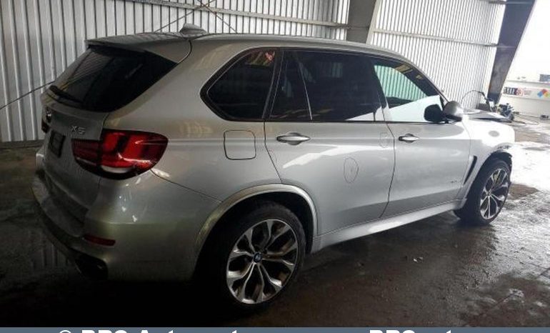 BMW X5 xDrive50i Automatas 2014 full
