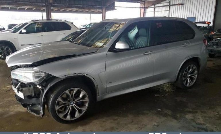BMW X5 xDrive50i Automatas 2014 full