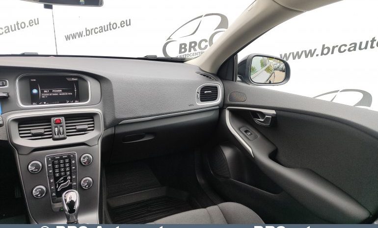Volvo V40 2.0 D2 Automatas 2018 full