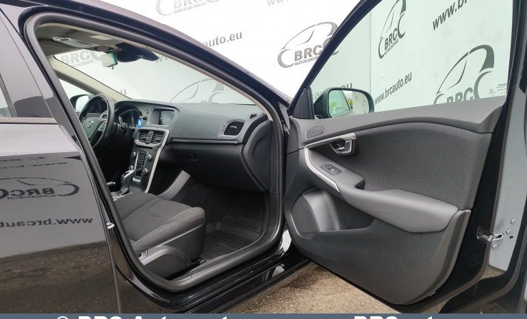Volvo V40 2.0 D2 Automatas 2018 full