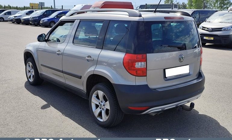 Skoda Yeti 1.6 TDI GreenLine FWD 2011 full