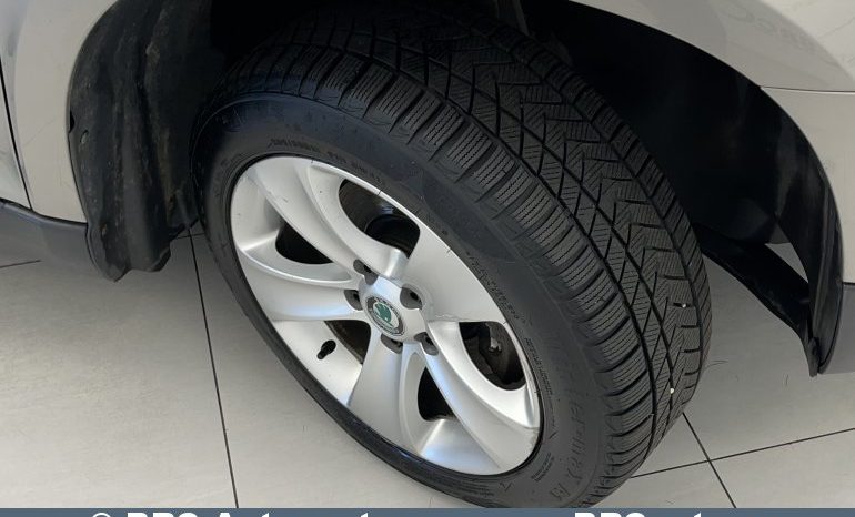 Skoda Yeti 1.6 TDI GreenLine FWD 2011 full