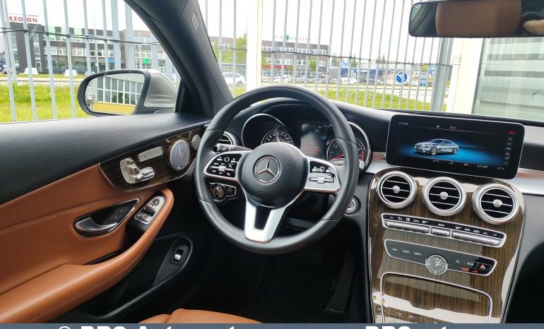 Mercedes-Benz C 300 2.0 4MATIC Automatas 2019 full