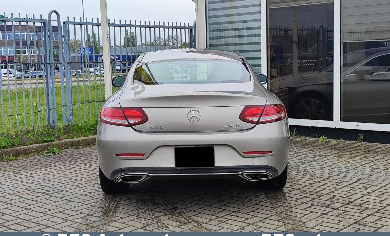Mercedes-Benz C 300 2.0 4MATIC Automatas 2019 full
