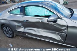 Mercedes-Benz C 300 2.0 4MATIC Automatas 2019 full