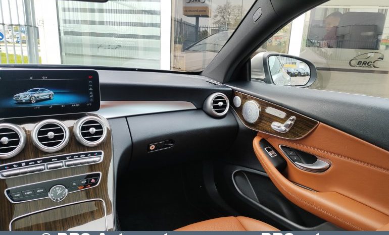 Mercedes-Benz C 300 2.0 4MATIC Automatas 2019 full
