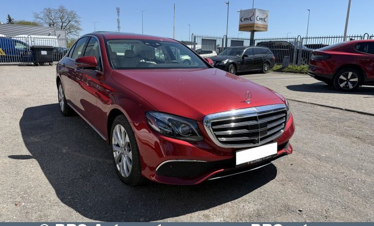 Mercedes-Benz E 300 Automatas 2017 full