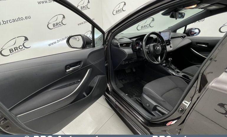 Toyota Corolla 1.2T Automatas 2019 full