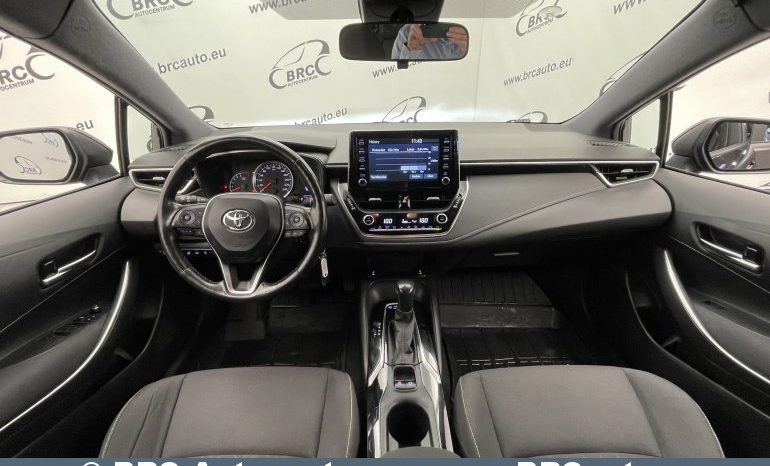Toyota Corolla 1.2T Automatas 2019 full