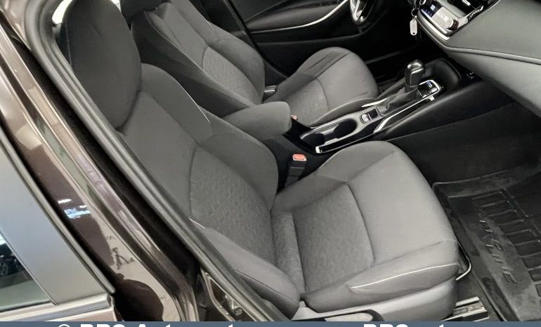 Toyota Corolla 1.2T Automatas 2019 full